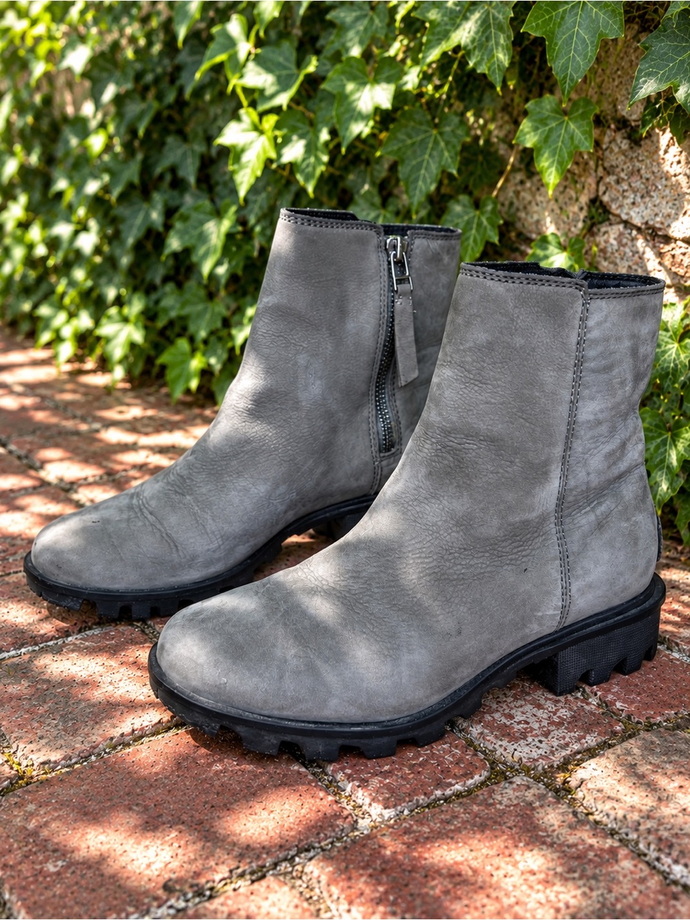 SOREL Waterproof Smoky Gray Nubuck Suede Ankle Boots with Lug Soles, 6